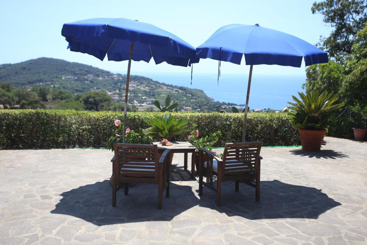 Ca' La Stella Sea-View Apartments Porto Azzurro Exterior photo