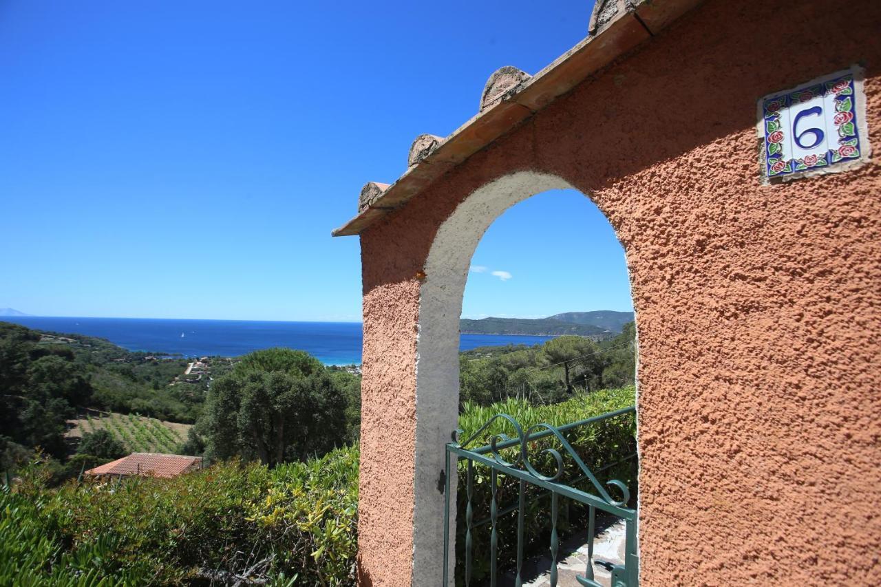 Ca' La Stella Sea-View Apartments Porto Azzurro Exterior photo