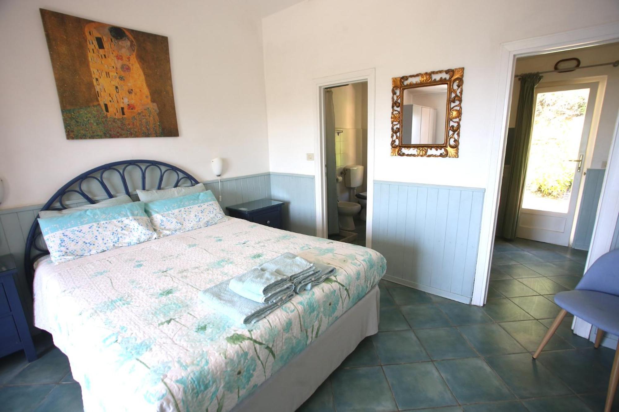 Ca' La Stella Sea-View Apartments Porto Azzurro Exterior photo